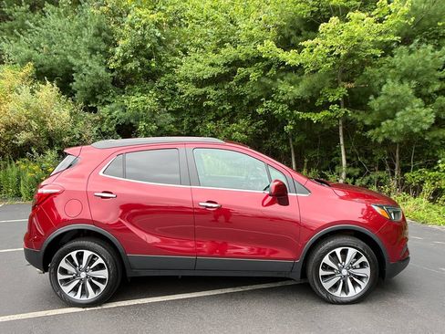 Used 2022 Buick Encore Preferred w/ Safety Package AWD/4WD image 6
