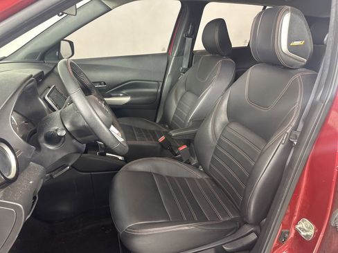 Used 2020 Nissan Kicks SR w/ SR Premium Package image 12