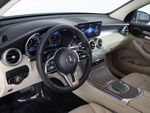 Certified 2022 Mercedes-Benz GLC 300 image 7
