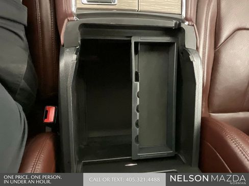 Used 2022 Ford Expedition Limited RWD image 43