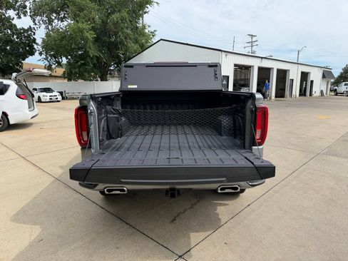 New 2026 GMC Sierra 1500 AT4 w/ AT4 Preferred Package AWD/4WD image 35
