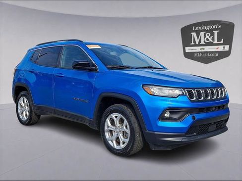 Certified 2024 Jeep Compass Latitude AWD/4WD image 1