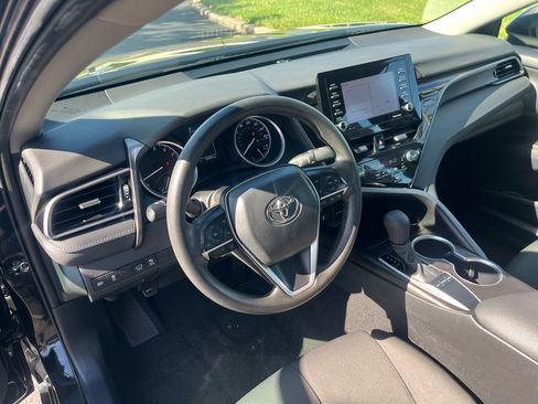 Used 2024 Toyota Camry LE image 17