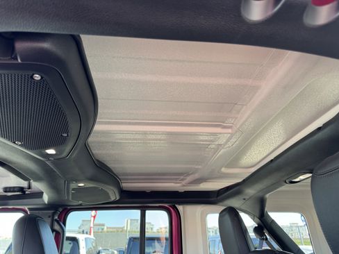 Used 2024 Jeep Wrangler Sahara w/ Safety Group image 37