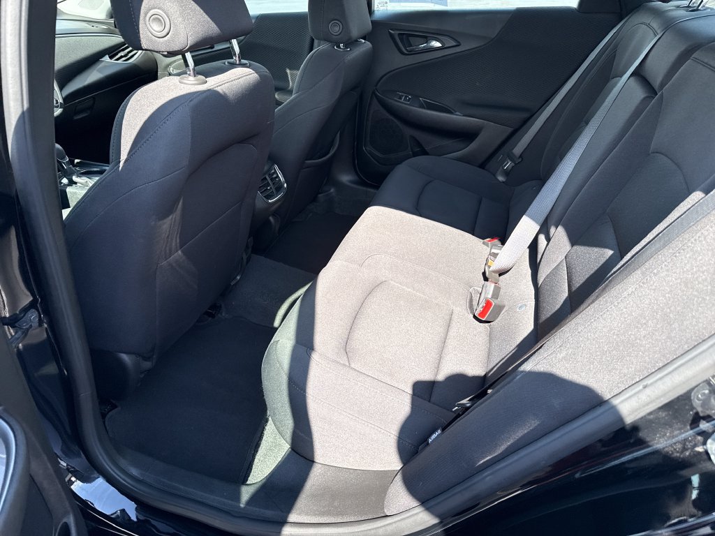 Used 2024 Chevrolet Malibu LT FWD image 18