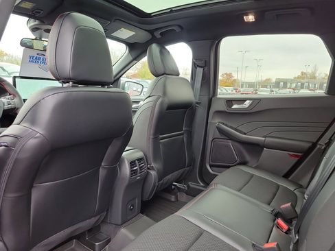 New 2026 Ford Escape ST-Line w/ Tech Pack #1 image 15