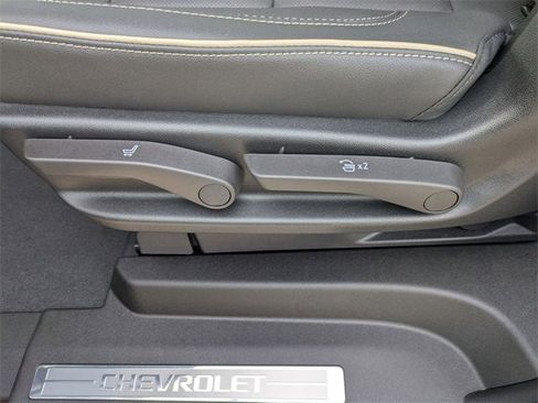 New 2025 Chevrolet Suburban Premier w/ Sun And Tow Package image 30