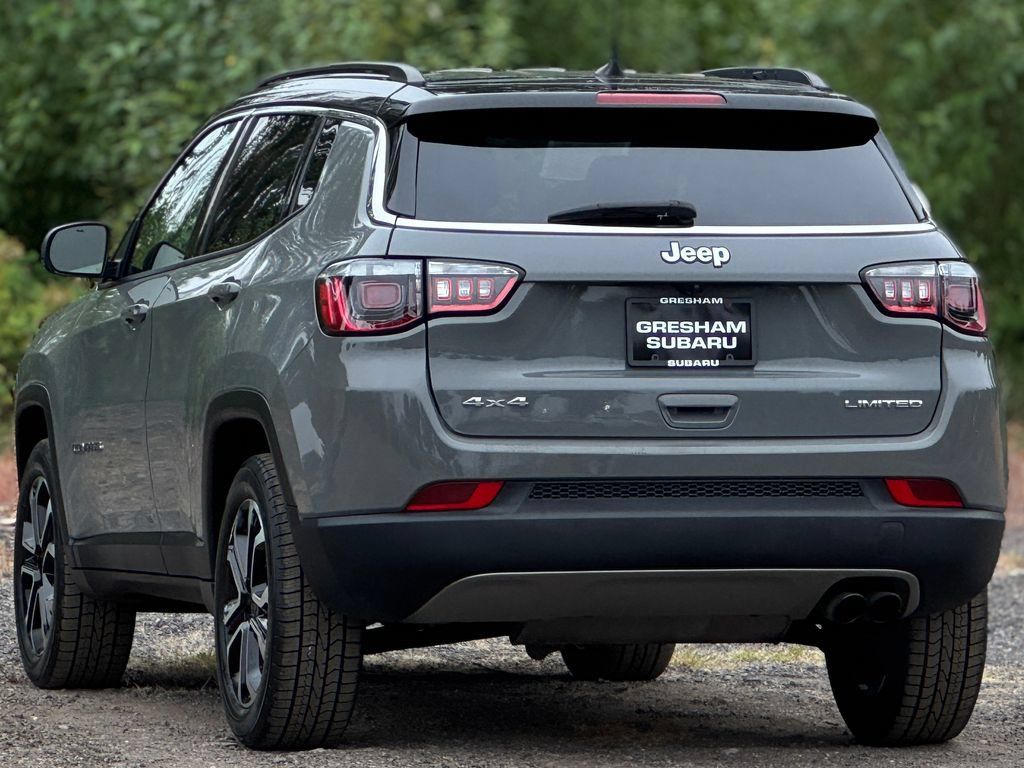 Used 2022 Jeep Compass Limited AWD/4WD image 5