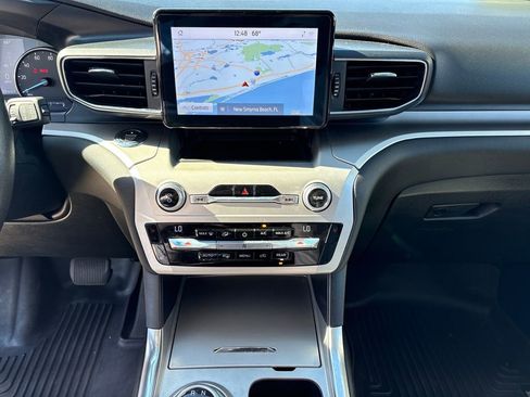 Certified 2021 Ford Explorer XLT w/ Equipment Group 202A image 22