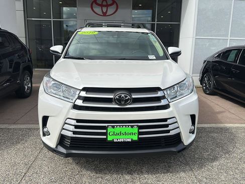 Used 2019 Toyota Highlander XLE image 7