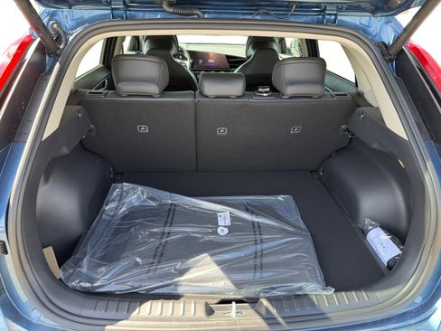 New 2026 Kia Niro Wind image 17