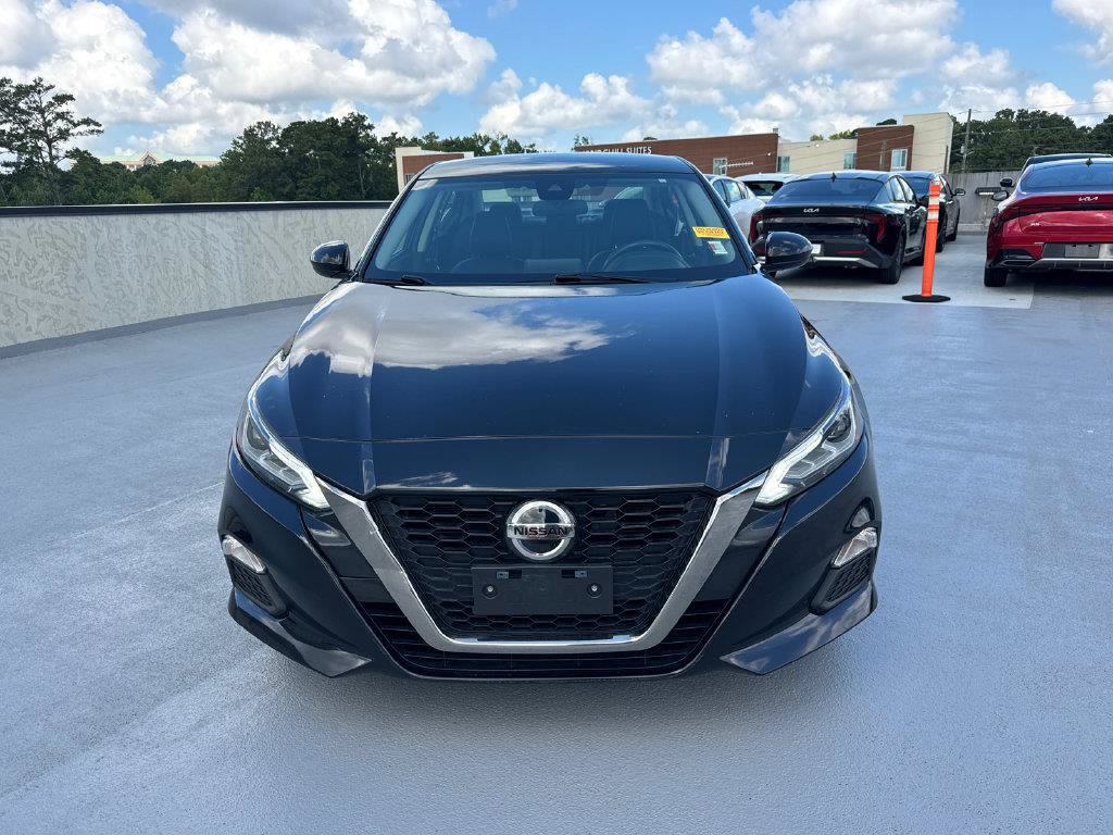 Used 2021 Nissan Altima 2.5 SR AWD/4WD image 2