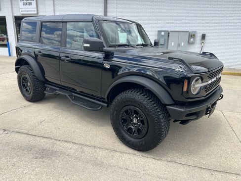 Used 2023 Ford Bronco Wildtrak AWD/4WD image 10