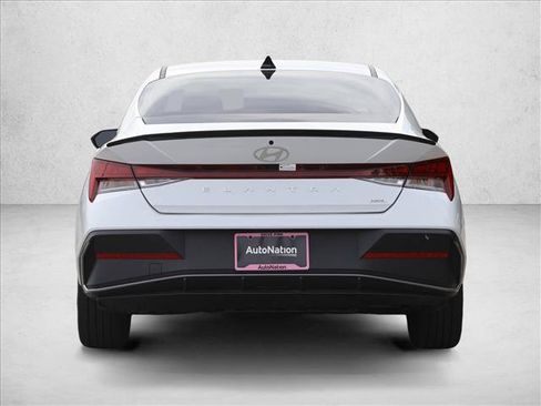Certified 2025 Hyundai Elantra SEL FWD image 6