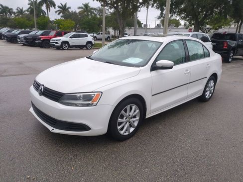 Used 2011 Volkswagen Jetta SE image 10