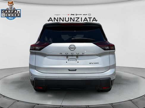Certified 2024 Nissan Rogue SV AWD/4WD image 4