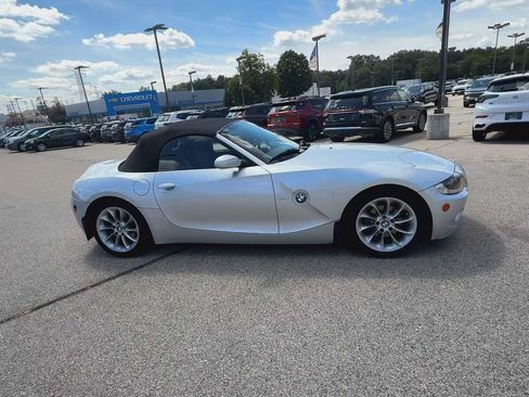 Used 2005 BMW Z4 2.5i RWD image 9
