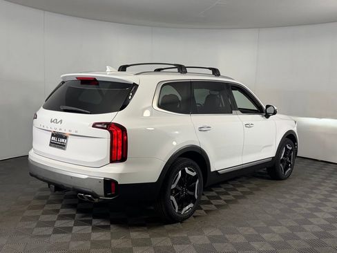 Used 2024 Kia Telluride S w/ S Sunroof Package FWD image 8