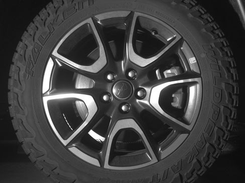 Used 2025 Jeep Compass Trailhawk AWD/4WD image 13