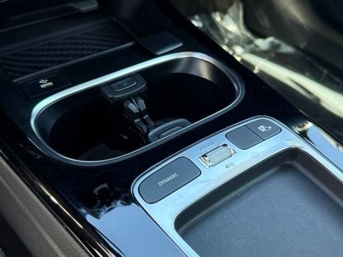 Certified 2025 Mercedes-Benz CLA 250 4MATIC image 15