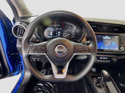 Used 2021 Nissan Kicks SV FWD image 13