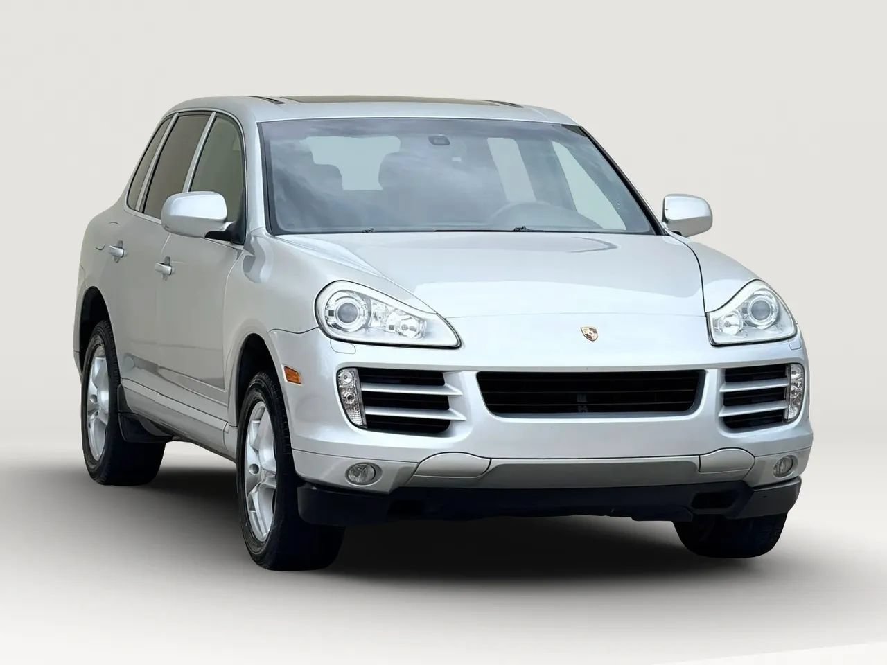 Used 2010 Porsche Cayenne AWD/4WD image 9