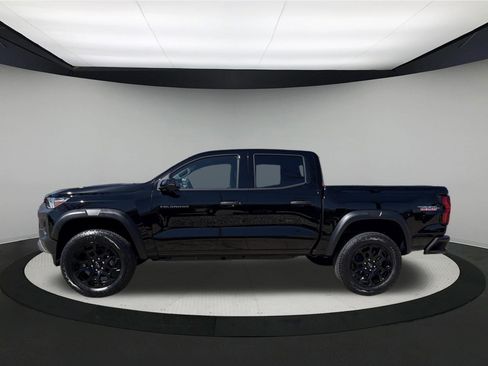 New 2026 Chevrolet Colorado Trail Boss AWD/4WD image 2