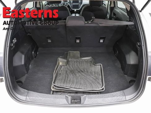 Used 2024 Subaru Crosstrek 2.0i AWD/4WD image 9