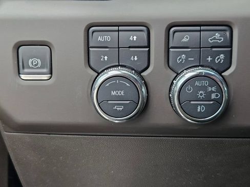 Used 2022 GMC Sierra 1500 Denali AWD/4WD image 13