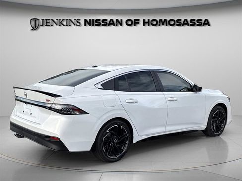 New 2026 Nissan Sentra SR w/ SR Premium Package image 13