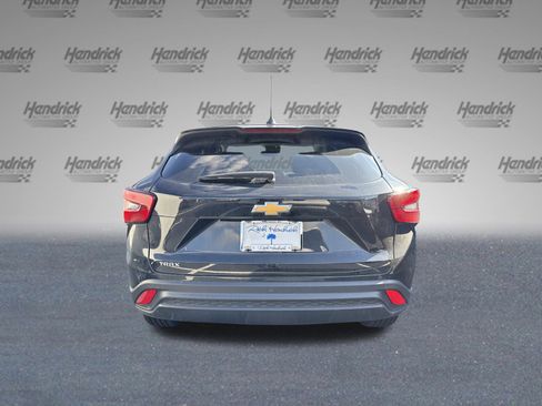 Certified 2024 Chevrolet Trax LS w/ LS Convenience Package image 15