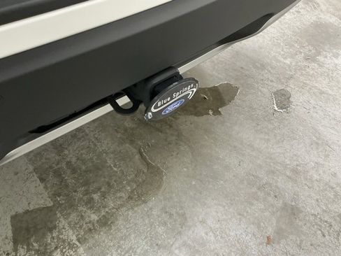 Used 2025 Ford Explorer Active w/ Active Comfort Package image 8