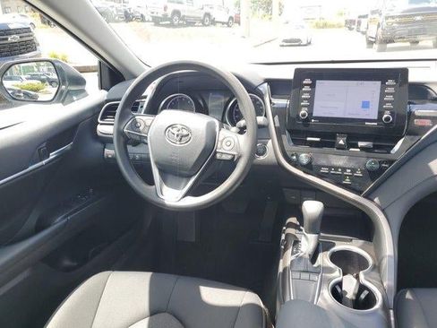 Used 2024 Toyota Camry LE w/ Convenience Package FWD image 5