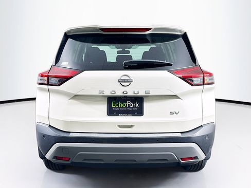 Used 2023 Nissan Rogue SV FWD image 7