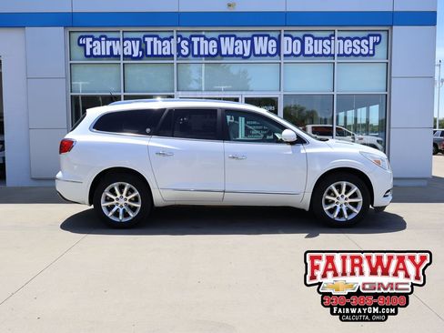 Used 2021 Buick Enclave Essence w/ Sound and Sites Package AWD/4WD image 1