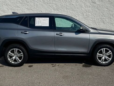 Used 2019 GMC Terrain SLE FWD image 2