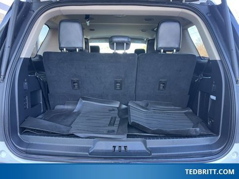 Used 2024 Ford Expedition XLT image 12