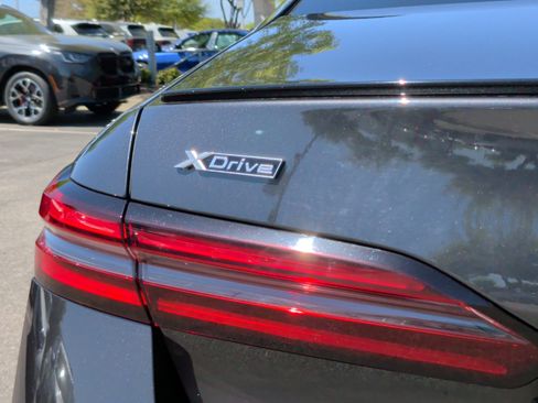 Certified 2024 BMW 540i xDrive w/ Executive Package image 11