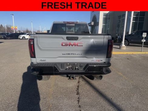 Used 2024 GMC Sierra 2500 AT4X image 6