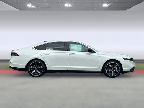 Certified 2024 Honda Accord Sport image 8