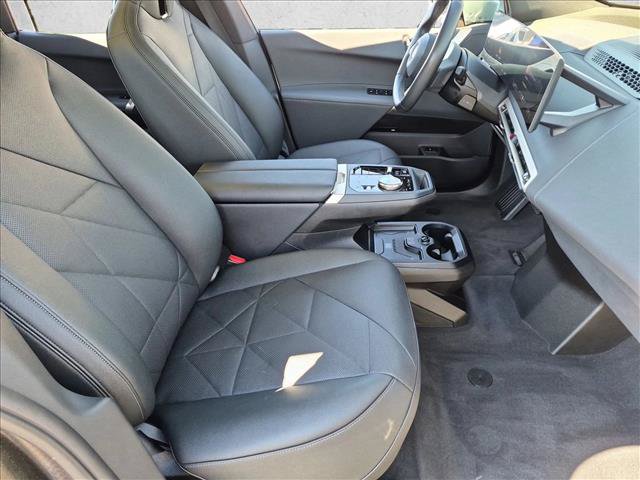 Certified 2024 BMW iX xDrive50 w/ Sport Package AWD/4WD image 23