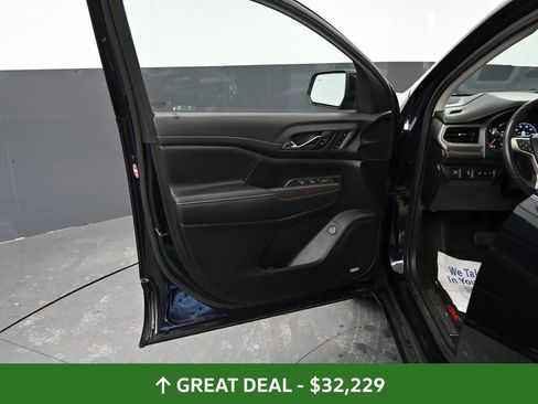 Used 2022 GMC Acadia Denali w/ Denali Ultimate Package image 28