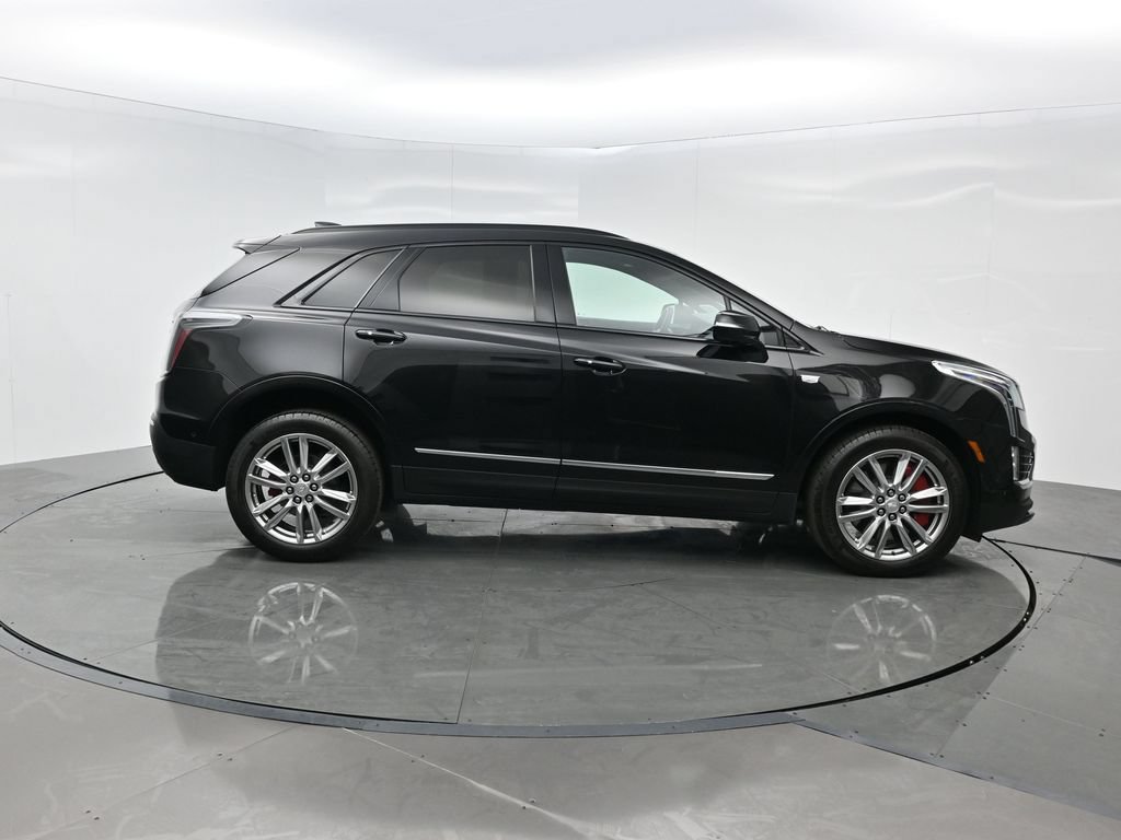 Certified 2023 Cadillac XT5 Sportv w/ Technology Package AWD/4WD image 7