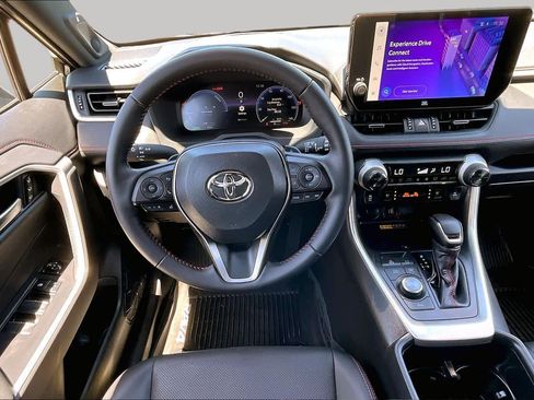 Certified 2025 Toyota RAV4 XSE AWD/4WD image 5