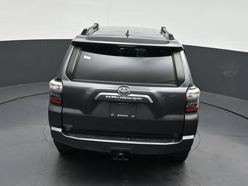 Used 2022 Toyota 4Runner SR5 RWD image 18