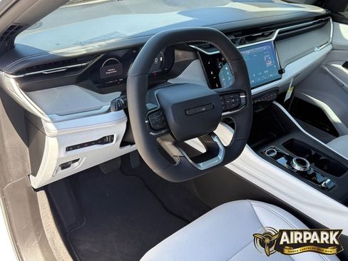 New 2026 Jeep Cherokee Limited image 14