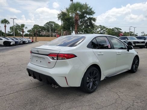 New 2026 Toyota Corolla SE w/ SE Package FWD image 4