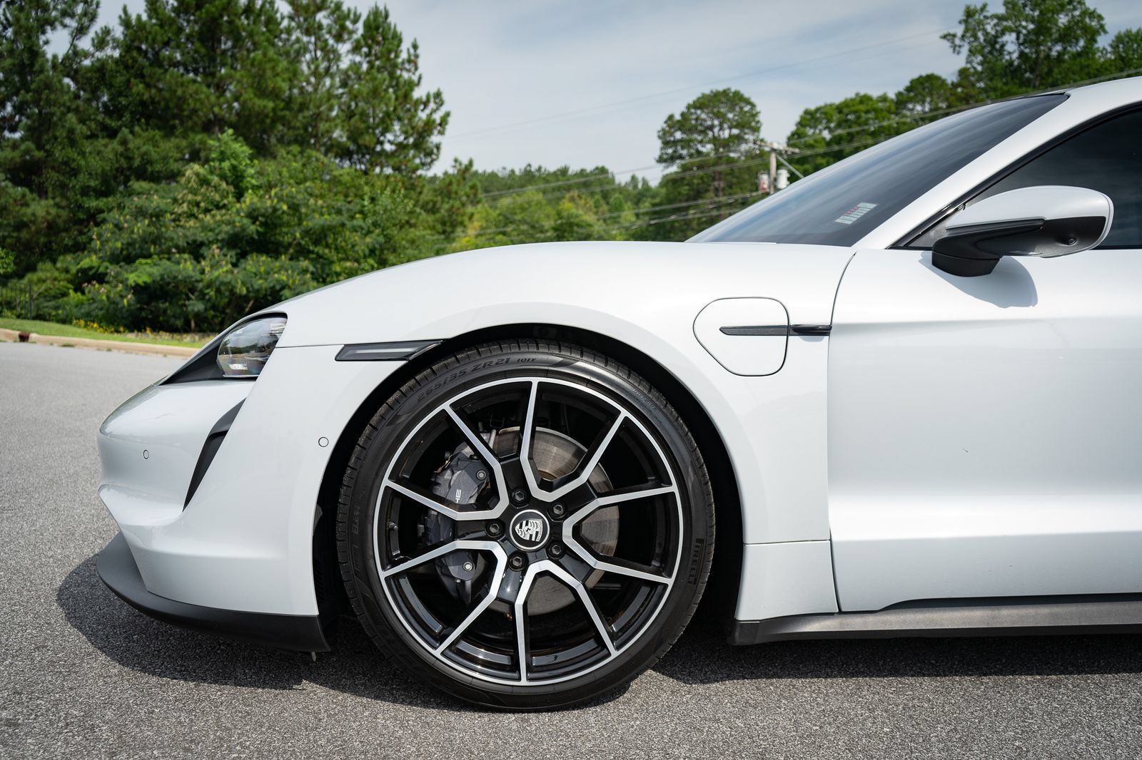 Used 2023 Porsche Taycan RWD image 12