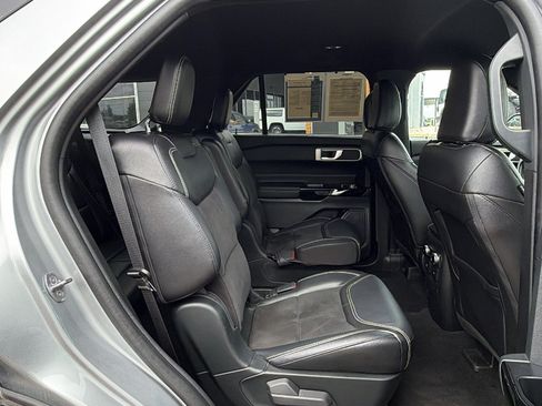 Used 2023 Ford Explorer ST AWD/4WD image 28