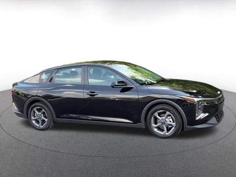 Used 2026 Kia K4 FWD image 16